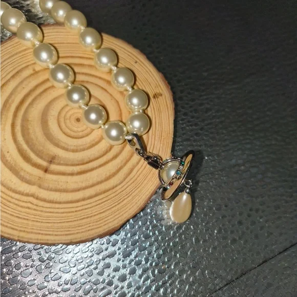 Vivienne Westwood Silver Pendant Pearl Necklace